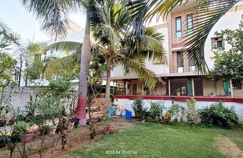 Vadodara House | Bunglow Villa Garden Facing 5 Minutes From Hotel Hayatt Place Ho