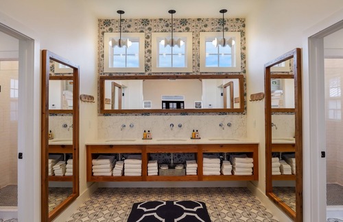 Comfort House | Bunkhouse on High - retreat into your private sanctuary located on High Street