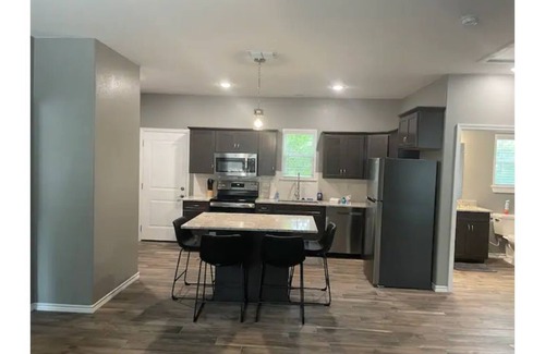 Canyon Lake Cottage | Bunkhouse—Recently built, 2 bedroom, 2 bath Cottage