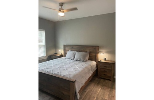 Canyon Lake Cottage | Bunkhouse—Recently built, 2 bedroom, 2 bath Cottage