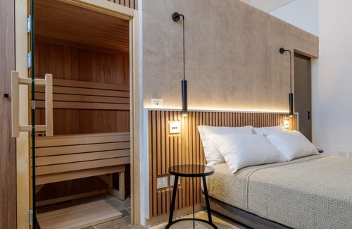 Martina Franca Apartment | Buone Maniere Exclusive Rooms Fico D'india room