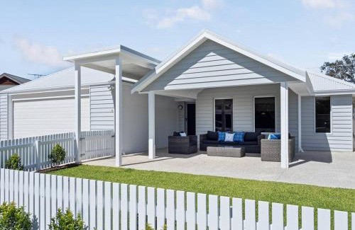 Quindalup House | Buone Vacanze - Alfresco Living & Coastal Adventures