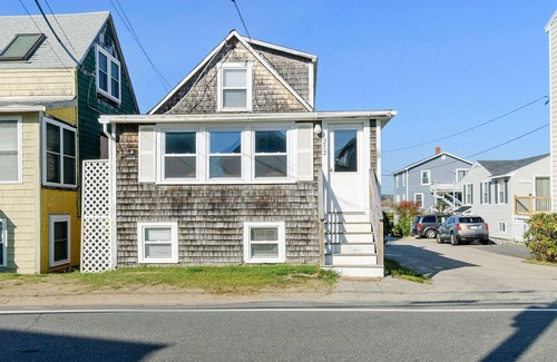 Wells Beach House | Buoy Beach House Wells