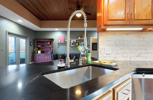 Millington House | Bur Oak House: Explore Michigan's Fall Wonders and Relax