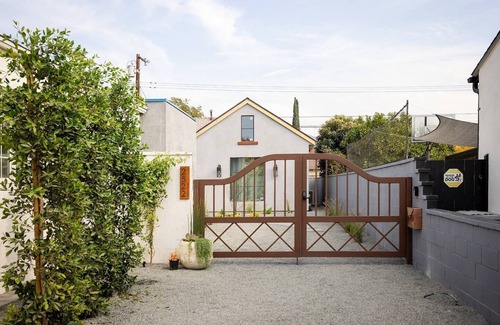 Burbank House | Burbank 1BR Retreat Near Airport & Studios + EV