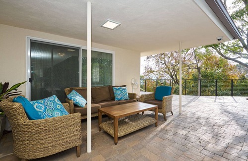 Glendale House | Burbank Hills Luxury Home