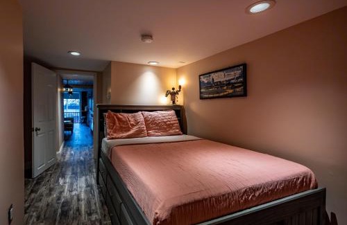 Downtown Harrisburg Hotel | BurgBnB Downtown