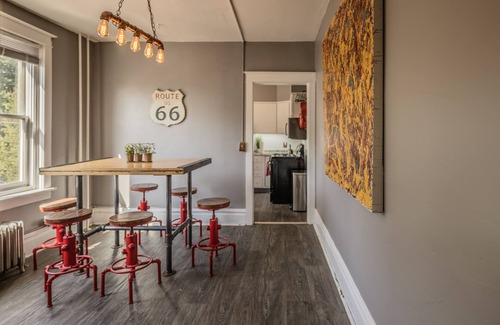 Harrisburg - Hershey Apartment | BurgBnB Riverfront