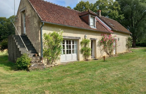 Saint-Benin-d'Azy House | Burgundy: mill in the middle of meadows/12 beds