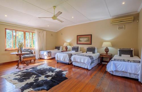 Durban North Villa | Burleigh Villa 7 Bedrooms & 6 Bathrooms