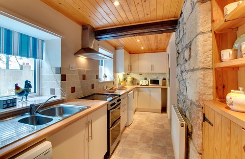Belford House | Burn Bank Cottage - Two Bedroom House, Sleeps 4