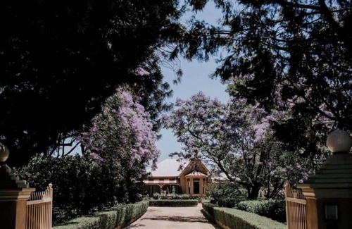 Cawdor House | Burnham Estate CamdennHistoric Homestead near Camden Town Centre