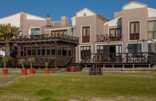 Langstrand Hotel | Burning Shore Hotel