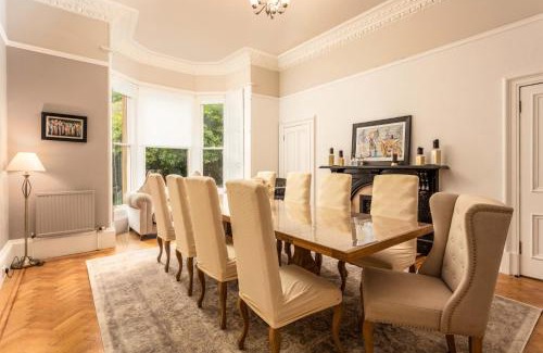 Ayr Villa | Burnock Lodge with Hot Tub