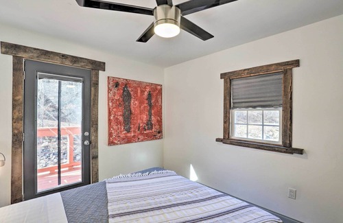 Burnsville Apartment | Burnsville Apt w/ River View - 10 Mi to Hiking!