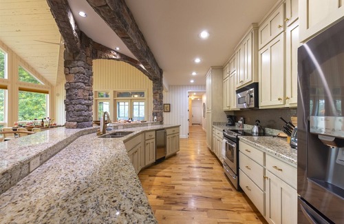 Tiger House | Burton Bliss | New Lake Burton Retreat with Private Dock, Two-Story Boathouse,