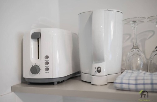 Burwood Apartment | Burwood Central Apt - Cooking, Laundry, Parking