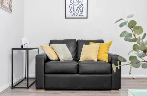 Burwood Apartment | Burwood Newly Renovated 2 Bedroom Apartment