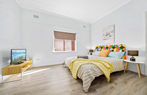 Burwood Apartment | Burwood Newly Renovated 2 Bedroom Apartment