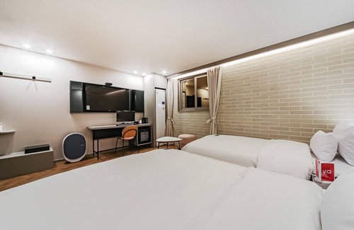 Oncheonjang Hotel | Busan Guseodong French Code