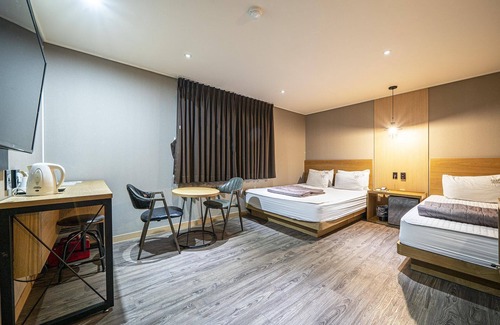 Oncheonjang Hotel | Busan Oncheonjang Youain
