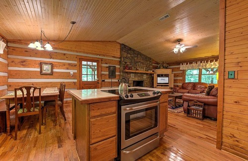 Skyland Cabin | Busbee Cabin by Carolina Mornings | Gas Grill, Fireplace🔥 +Biltmore Pass