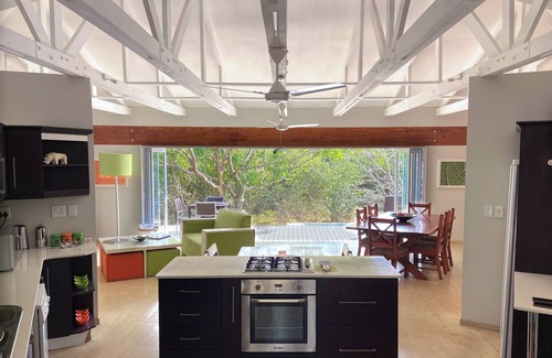 Hluhluwe Cabin | Bushwillow Collection