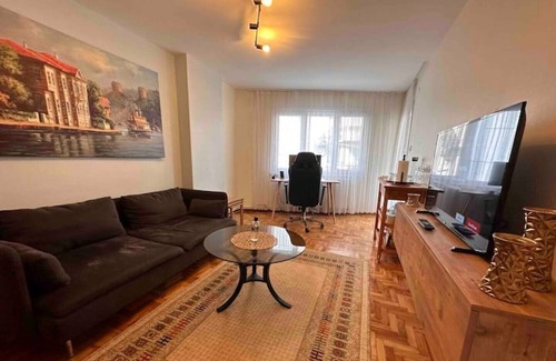 Pendik Apartment | Business and LongStay Apartment | Work Desk | Metro | SAW