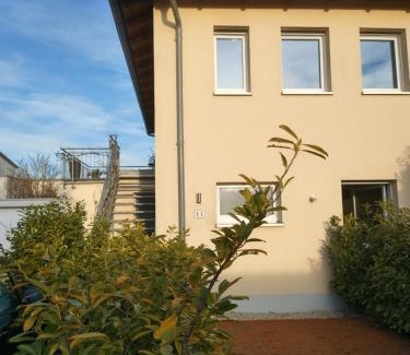 Herzo Base Apartment | Business Apartment Herzobase