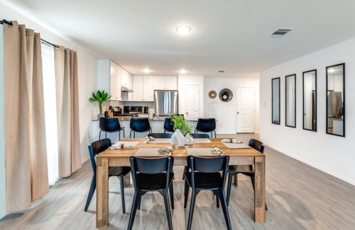 Wetmore House | Business Retreat New Braunfels