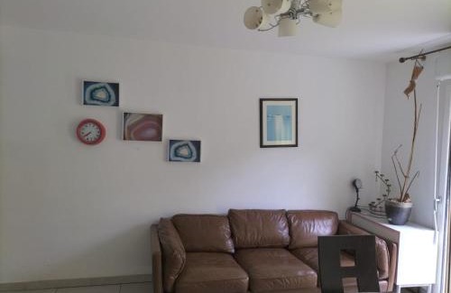 Antony House | Business Room 10 minutes de Paris et Orly aéroport