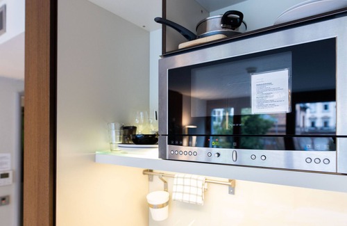 Heidelberg Apartment | Business Studio mit Voll Ausgestatteter Küche und Modernem Bad
