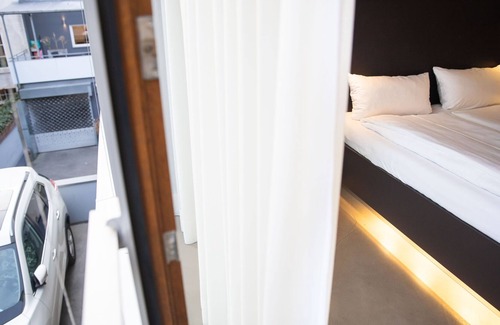 Heidelberg Apartment | Business Studio mit Voll Ausgestatteter Küche und Modernem Bad