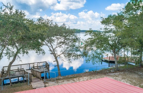 Carrabelle House | Buster's View 1BR/1BA overlooking Carrabelle River- Winter Special $99 per night