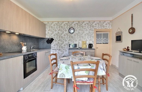 Plerin House | Butterflies - PLERIN