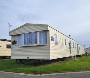 Rhyl Resort | Butterfly Lane Holidays at Marine, Rhyl