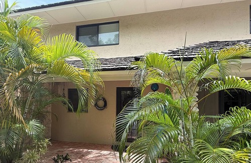 Key Largo House | Buttonwood Bay. Nautical Escape Together With A 36 Foot Boat Slip!