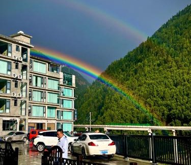 Xiaojin County Hotel | Buyandujiajinpinminsu