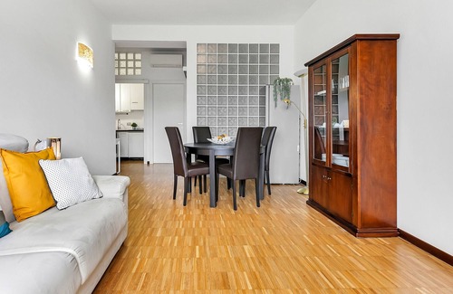 Simonetta Apartment | Buzzi Apartment - Short Rentals Italy