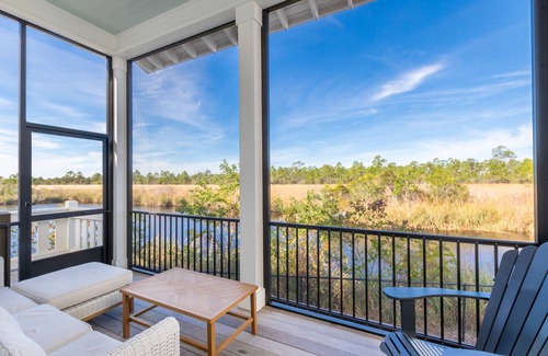 Orange Beach Cottage | BVR 13 - The Orange Dolphin by Liquid Life