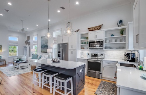 Orange Beach Cottage | BVR 14 - BK's Cottage by Liquid Life