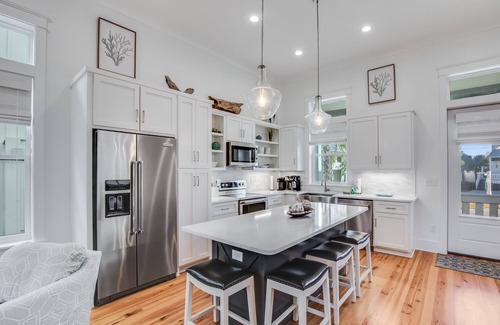Orange Beach Cottage | BVR 14 - BK's Cottage by Liquid Life