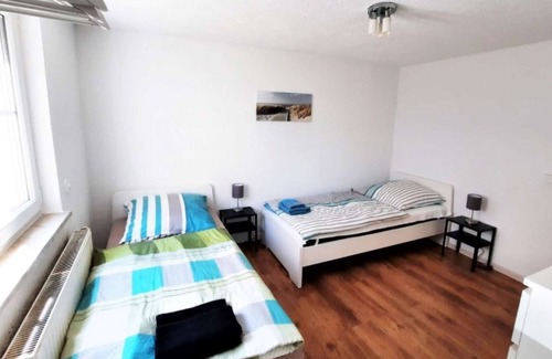Sondelfingen Apartment | Bw37 Gemütliches Apartment mit 2 Schlafzimmer für Monteure in Reutlingen