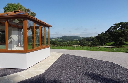 Bala House | Bwthyn Bryn yr Aber - Two Bedroom House, Sleeps 4