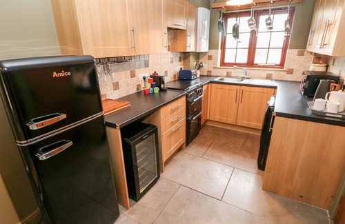 Haverfordwest Cottage | Bwthyn Canol
