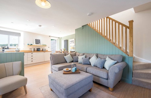 Haverfordwest Cottage | Bwthyn Clyd, Holiday Cottage Llanrhian, Sleeps 4, 2 bedrooms, bathrooms