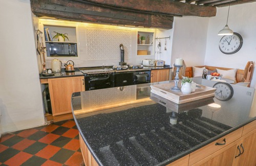 Llanfair House | BWTHYN MORSE, family friendly, luxury holiday cottage in Llanfair