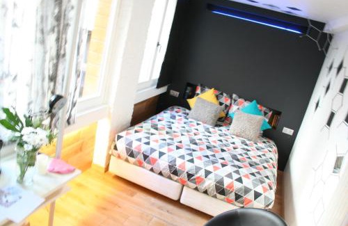 Lower Town House | BXLROOM Guesthouse