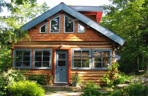 Chelsea Cabin | By Nordik Spa/Gatineau Park! Waterfront Cabin17min to Ottawa. SUP+canoe+kayaks!