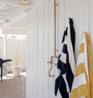 Rosebud House | By the Bay - 100m to Beach
